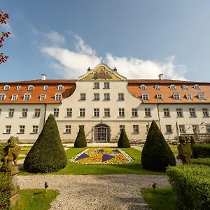https://schloss-lautrach.com-bavaria.com